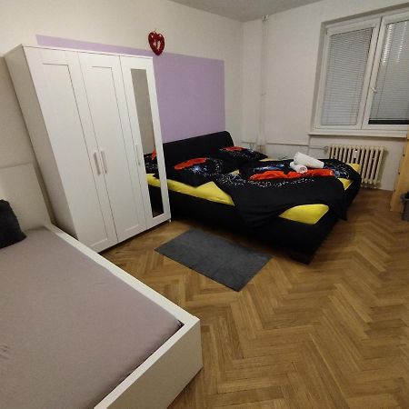 Apartman Mirabella Brno Buitenkant foto